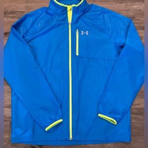 UNDER ARMOUR Ultra Lightweight Wind and Water Resistant Running Golf Jacket.